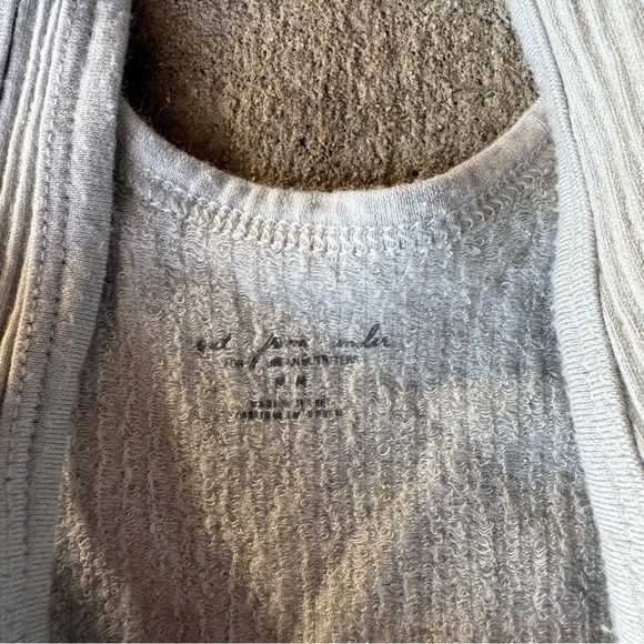 Urban Outfitters Drew Seamless Ribbed Cropped Tank Top Size M - Picture 4 of 4